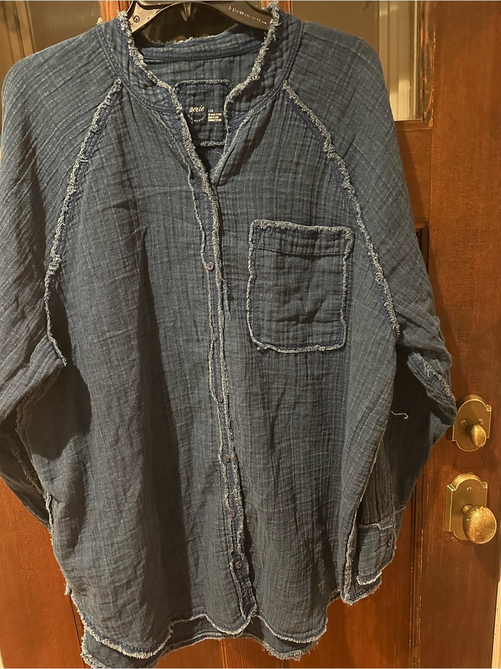 aerie Navy Washed Gauze Button-Front Shirt 100% Cotton 25” PTP - Picture 5 of 7